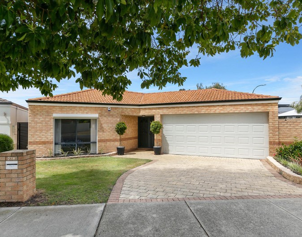 23 Henning Crescent, Manning WA 6152