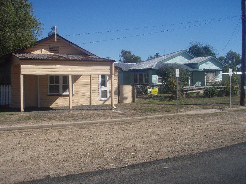 14 Eena Street, Yelarbon QLD 4388, Image 2
