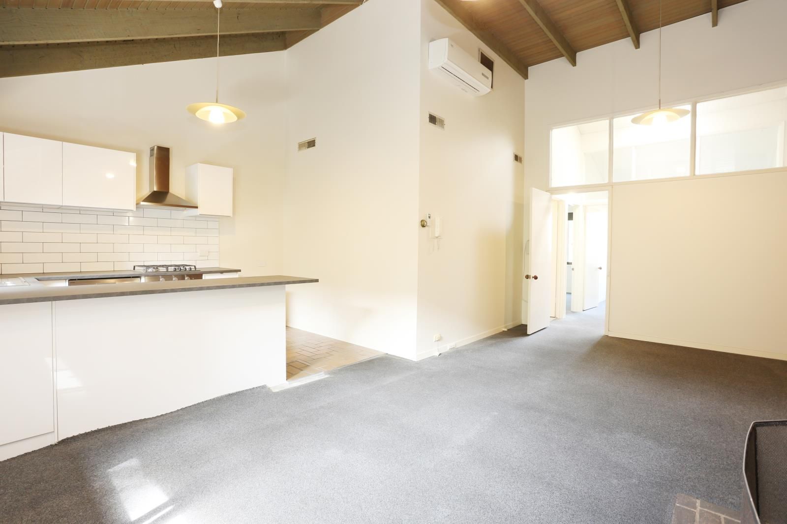 3 bedrooms Apartment / Unit / Flat in 33/419 Lygon Street CARLTON VIC, 3053