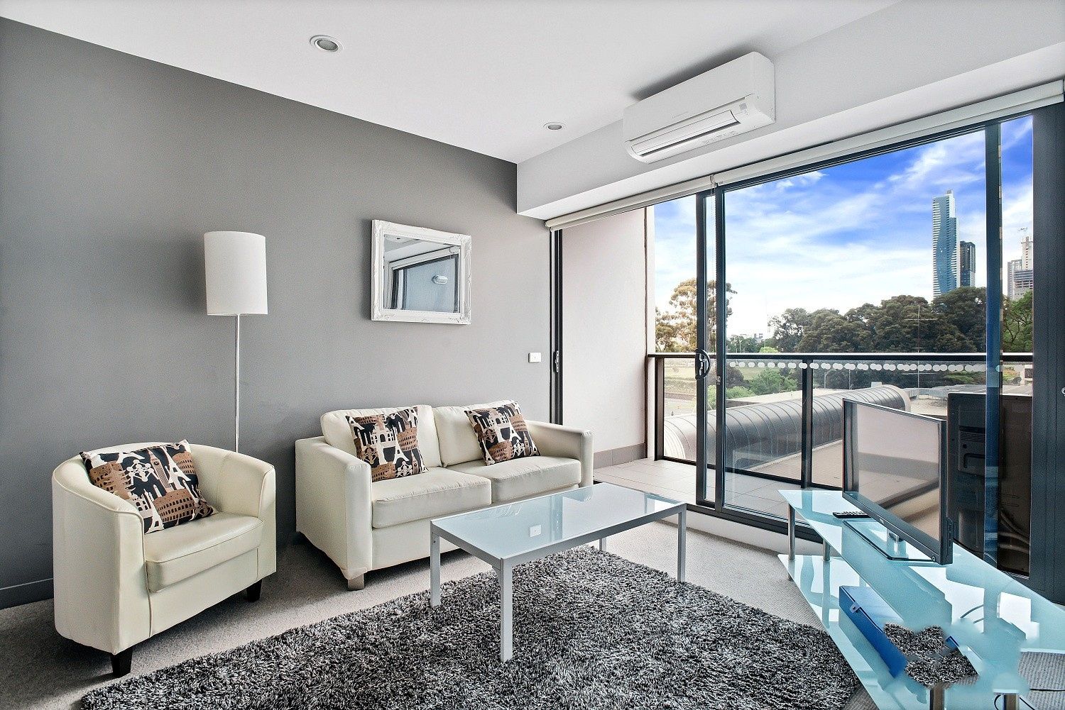 2 bedrooms Apartment / Unit / Flat in 504/33 Batman WEST MELBOURNE VIC, 3003