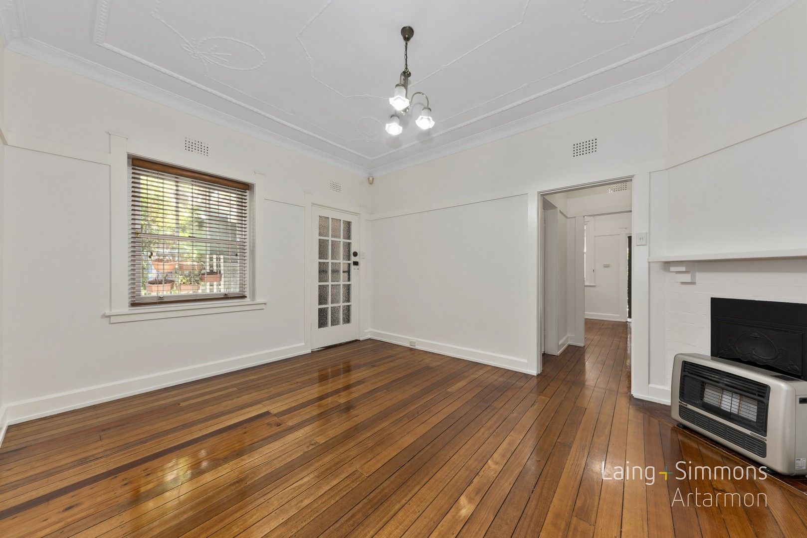 2 bedrooms House in . Elizabeth Street ARTARMON NSW, 2064