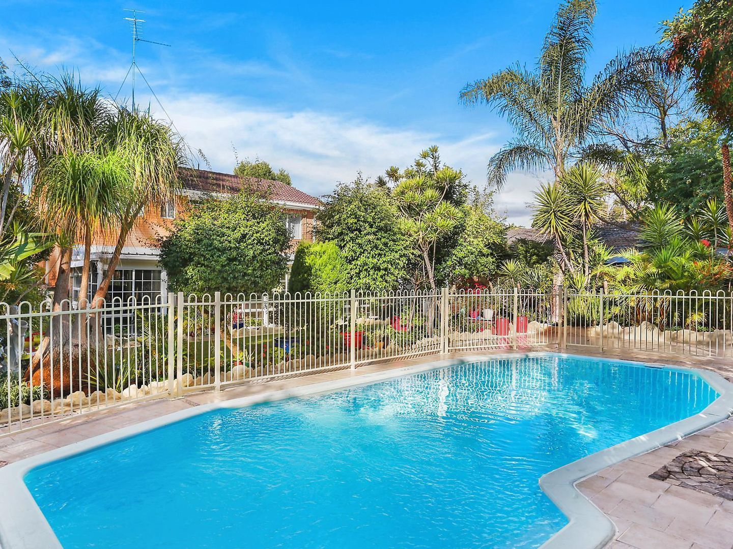 10 Clarke Place, Castle Hill NSW 2154, Image 1