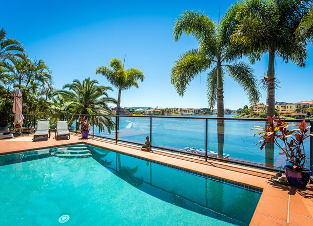 40 Bollard Circuit, Clear Island Waters QLD 4226