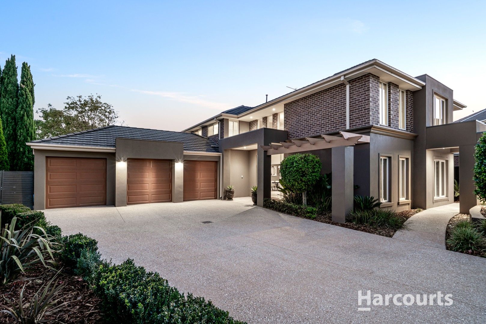 13 The Close, Caroline Springs VIC 3023, Image 1