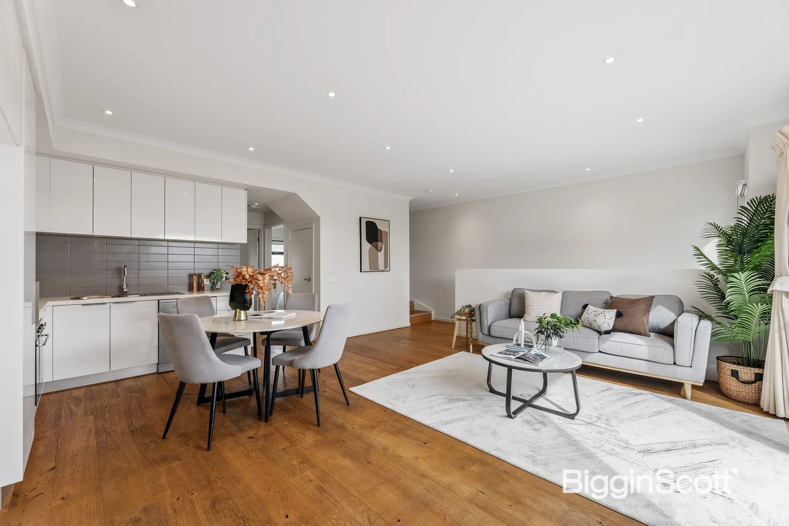 Additional image 3 of 2/32 Rathmullen Quadrant, Doncaster VIC 3108