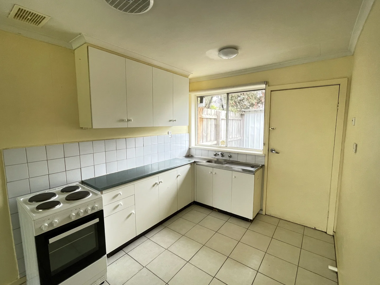 Additional image 3 of 2/14 Alexander Street, Cranbourne VIC 3977