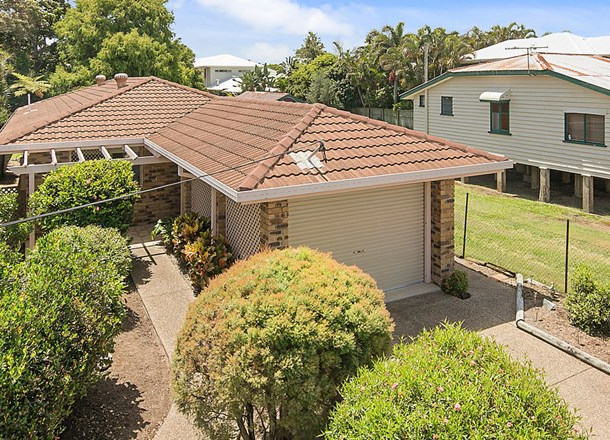 21 Stewart Parade, Manly QLD 4179