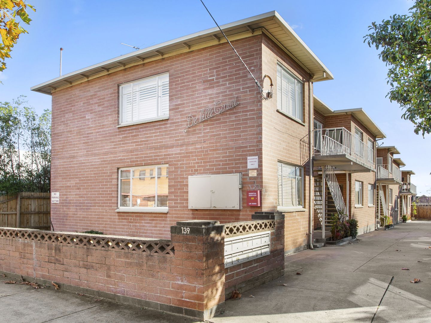 4/139 Napier Street, Essendon Property History & Address Research