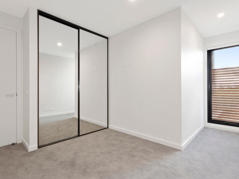 208/66 Bent St, McKinnon VIC 3204, Image 2