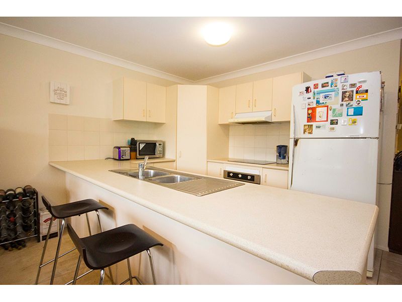 1/12 Tamarind Close, Nerang QLD 4211, Image 2