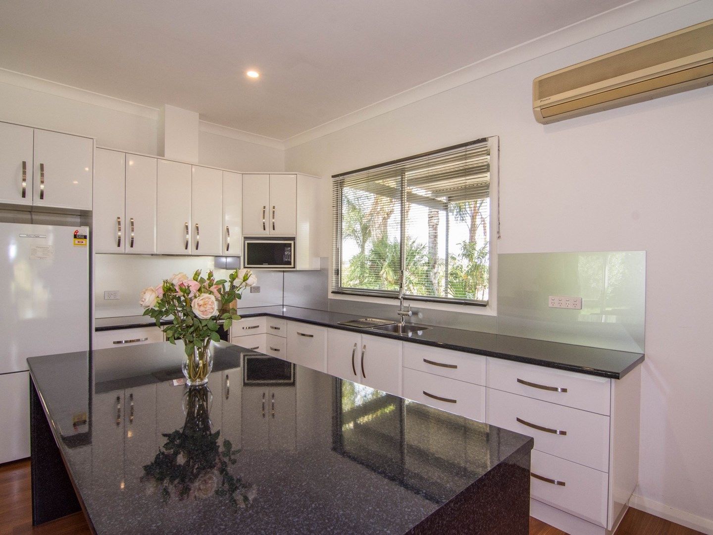 81 Tooravale Road, Berri SA 5343, Image 2