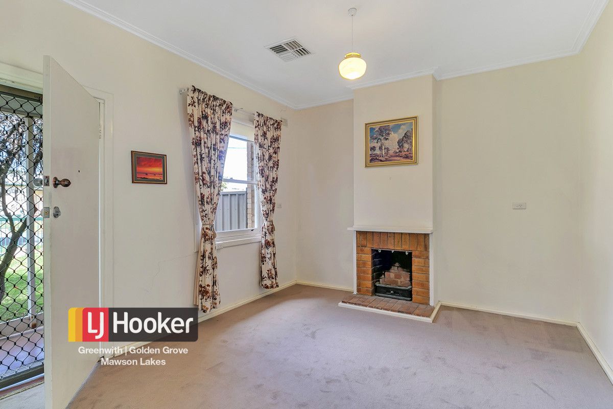 13 Hamptworth Street, Elizabeth Vale SA 5112, Image 2