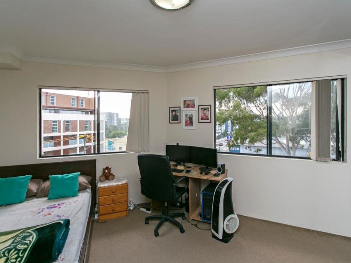 13/300 Canterbury Road, Canterbury NSW 2193, Image 2