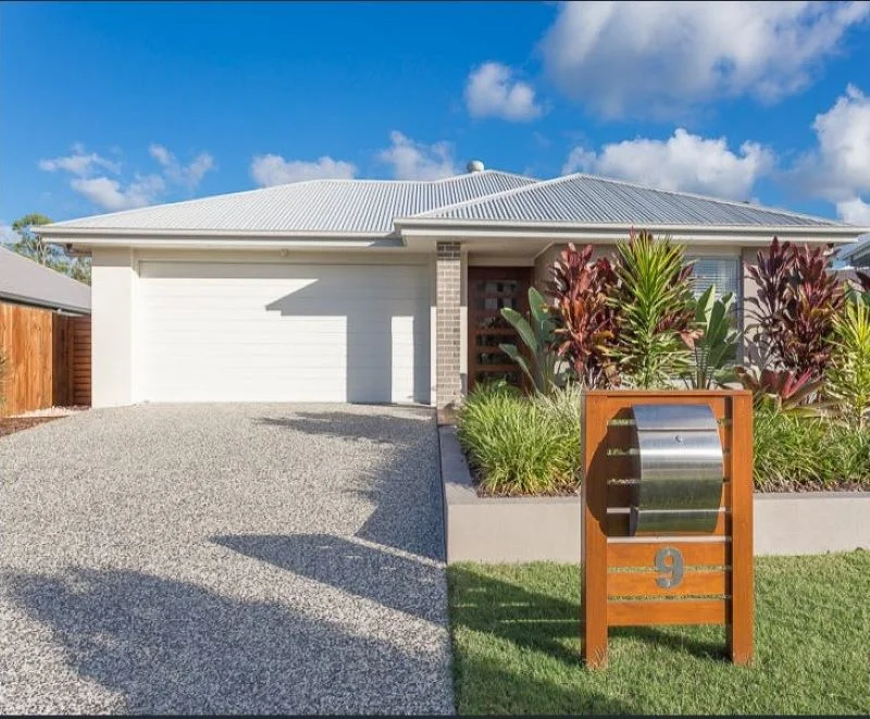 9 Champion Circuit, Narangba QLD 4504