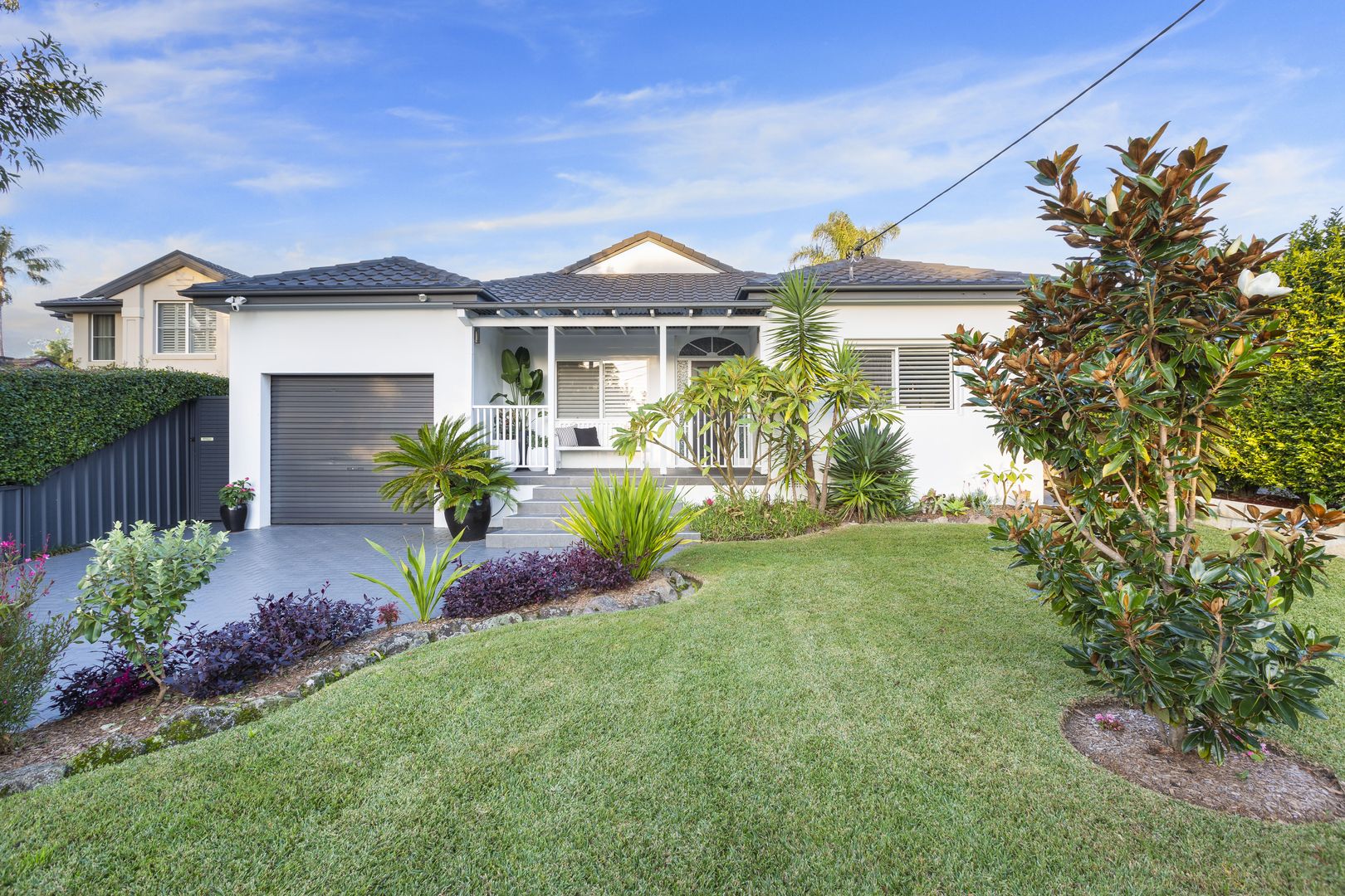 4 bedrooms House in 90 Gannons Road CARINGBAH SOUTH NSW, 2229