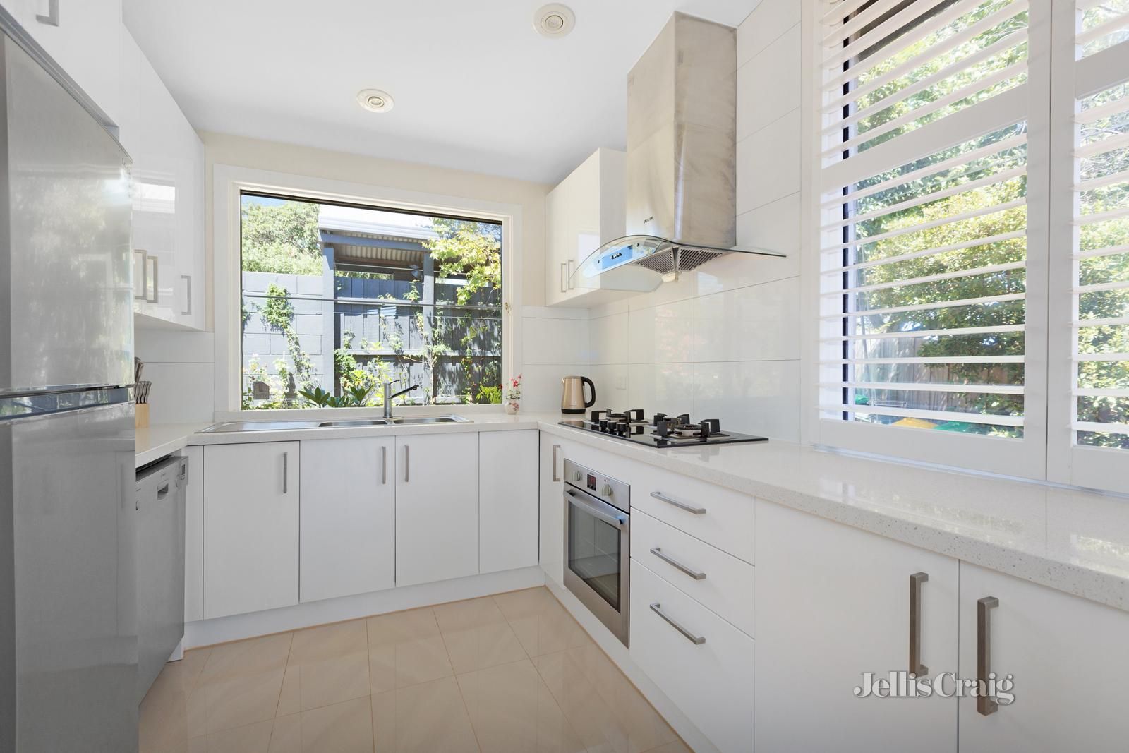 1/27 Maling Road, Canterbury VIC 3126, Image 2