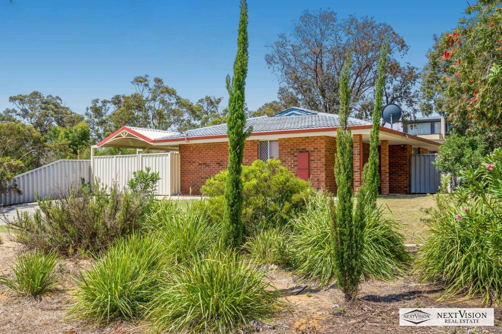 3 bedrooms House in 10 Ely Street HAMILTON HILL WA, 6163