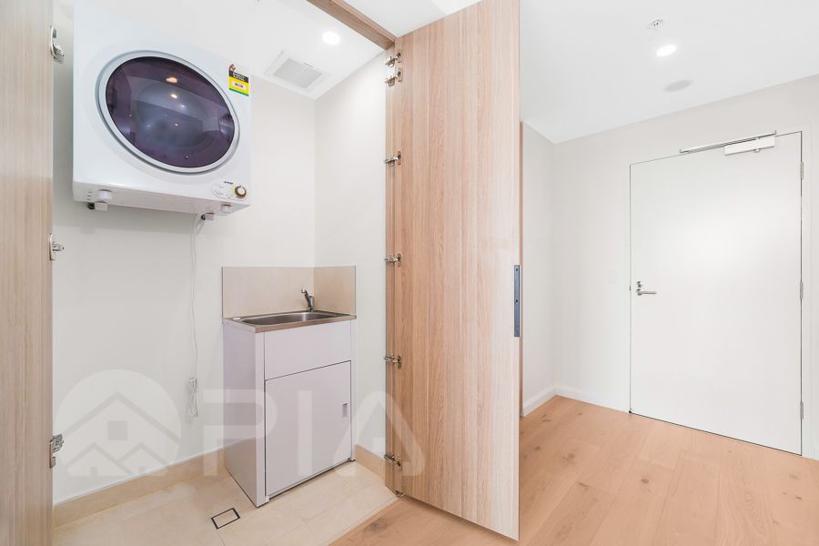 1 bedrooms Apartment / Unit / Flat in 1223/1 Maple Tree Road WESTMEAD NSW, 2145