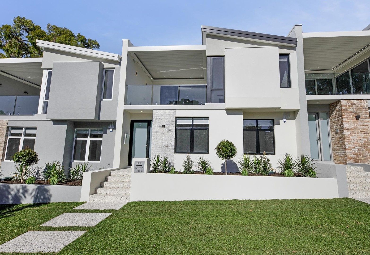 3 bedrooms House in 92D Smyth Road NEDLANDS WA, 6009