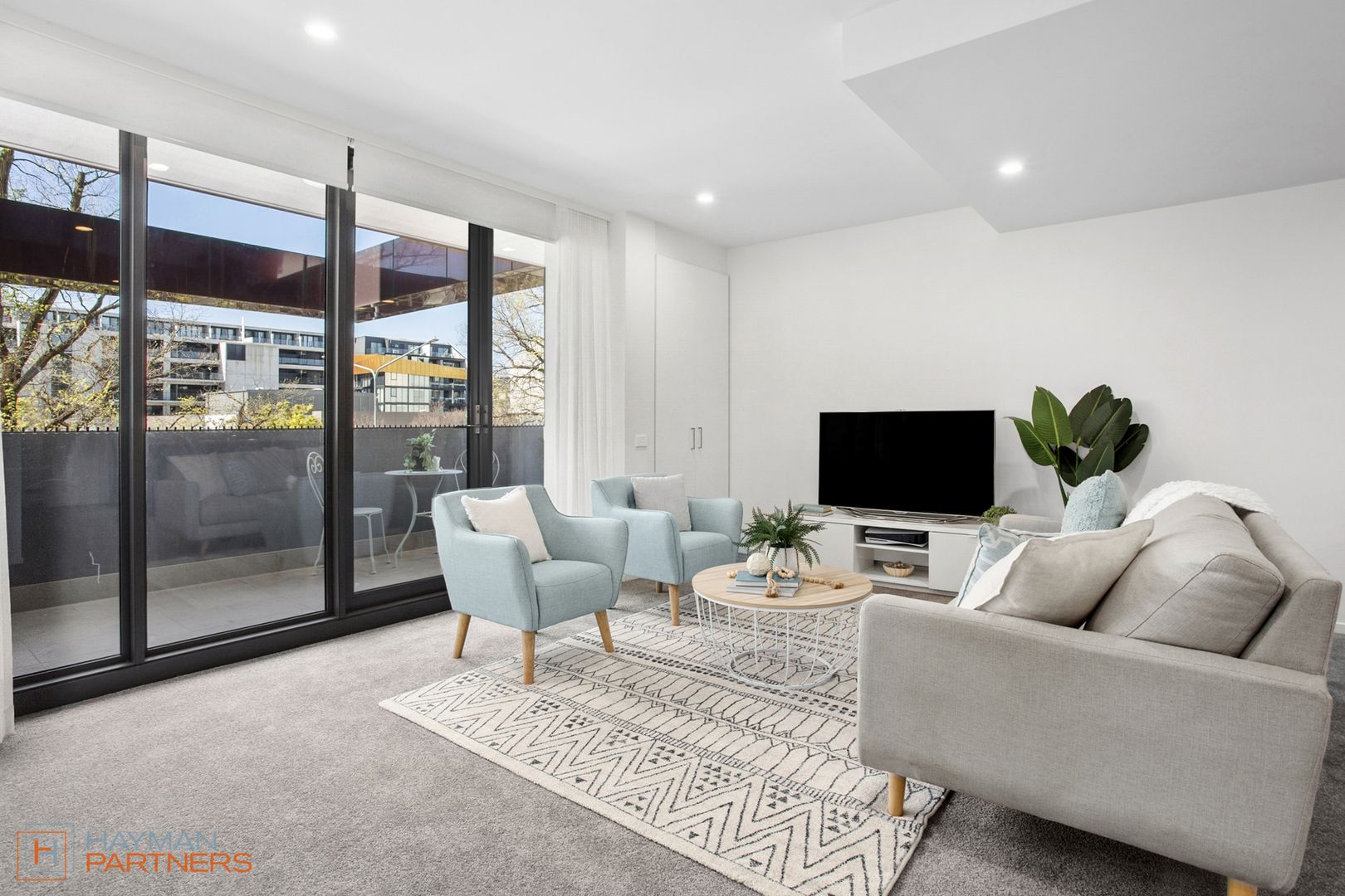 207/51 Mort Street, Braddon ACT 2612, Image 2