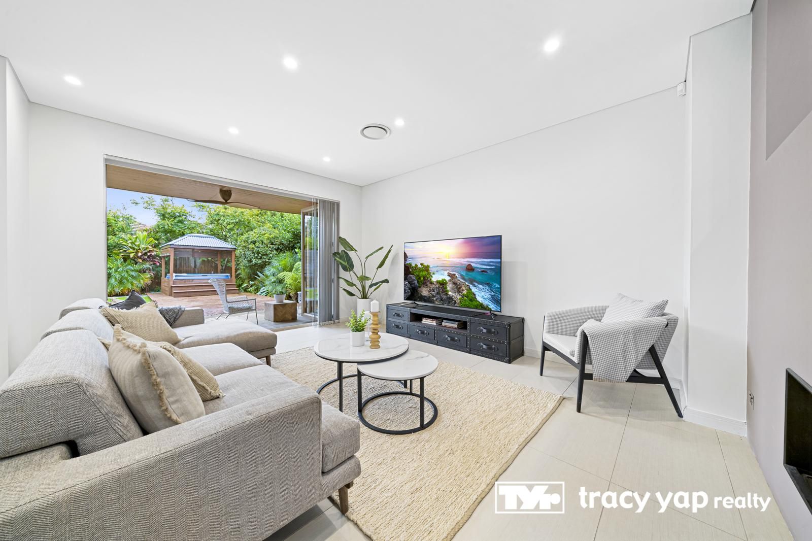 2 Pleasant Avenue, East Lindfield NSW 2070, Image 1