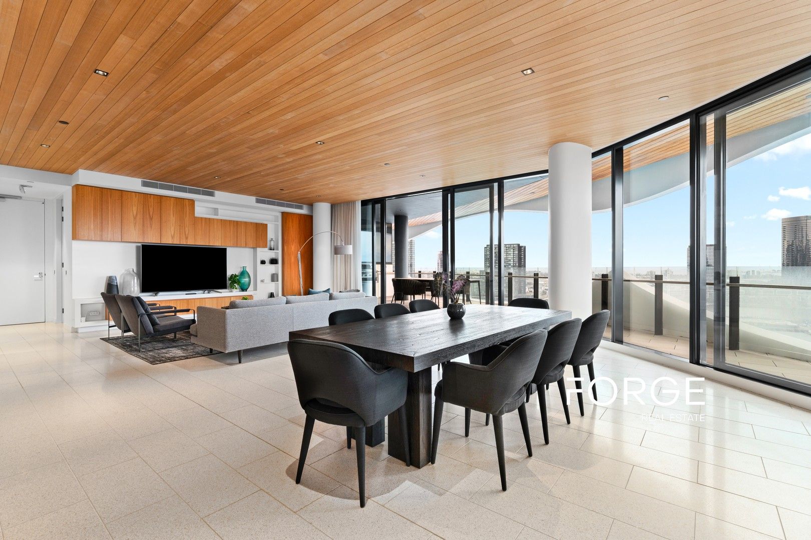 4 bedrooms Apartment / Unit / Flat in 1602/2 Glenti Place DOCKLANDS VIC, 3008