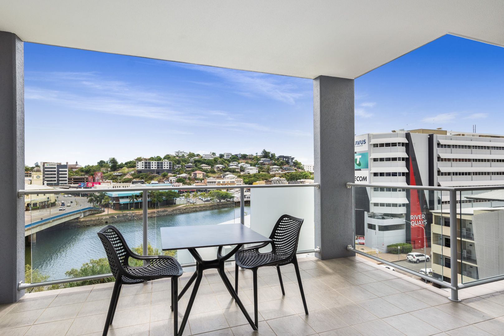 605/2 Dibbs Street, South Townsville QLD 4810, Image 2