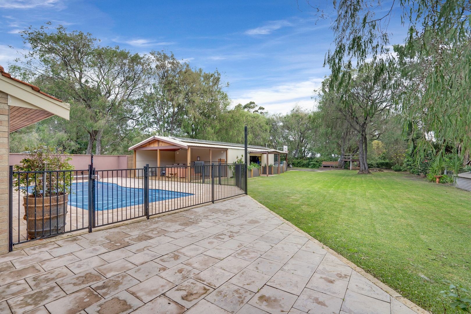 9 Bullock Court, Bovell WA 6280, Image 2