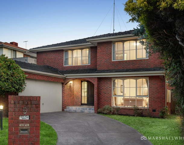 5 Reddan Court, Doncaster VIC 3108