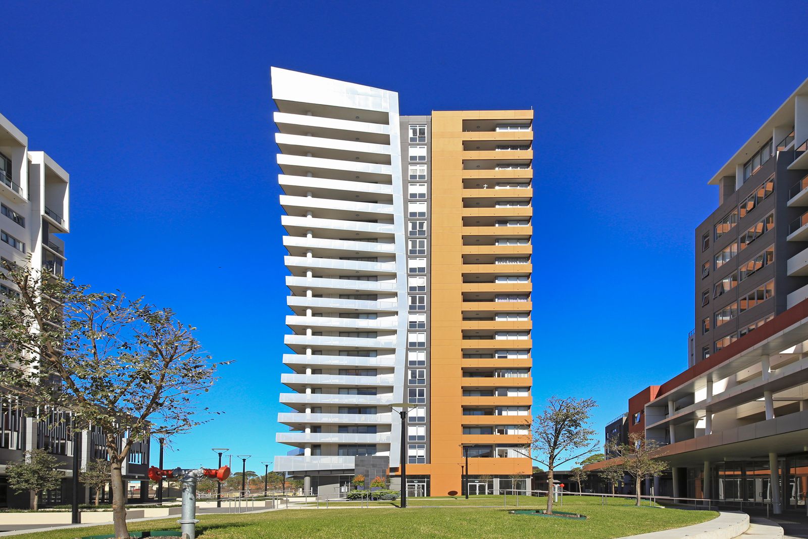 2 bedrooms Apartment / Unit / Flat in 103/2 Jack Brabham Drive HURSTVILLE NSW, 2220