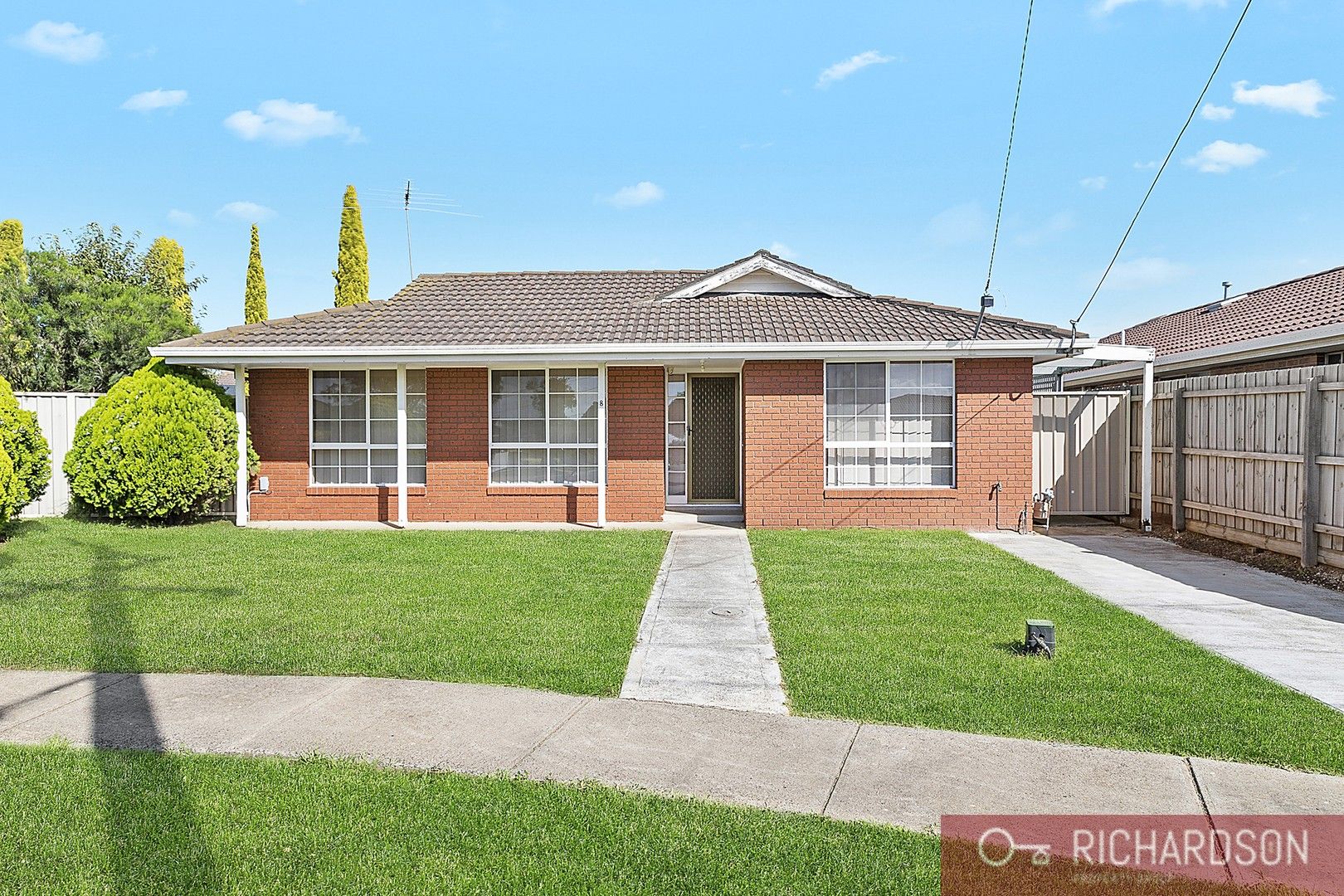 4 bedrooms House in 8 Hotham Crescent HOPPERS CROSSING VIC, 3029