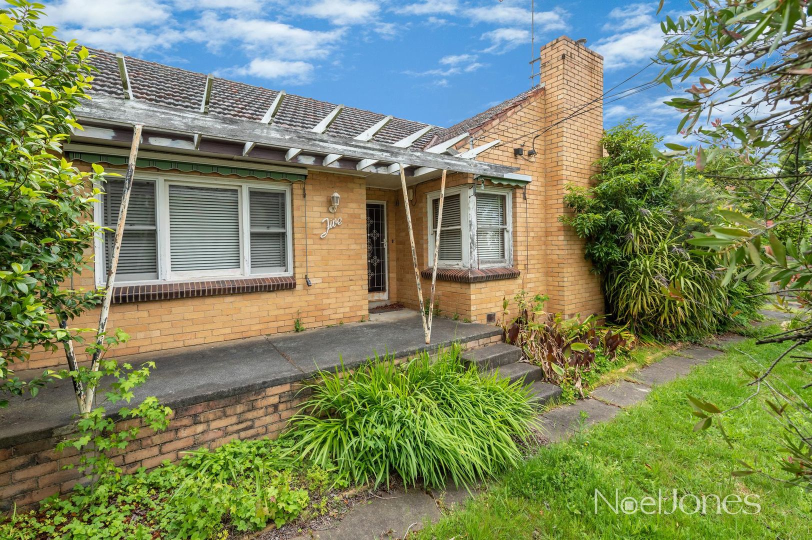 5 Yorkshire Street, Blackburn North VIC 3130, Image 2