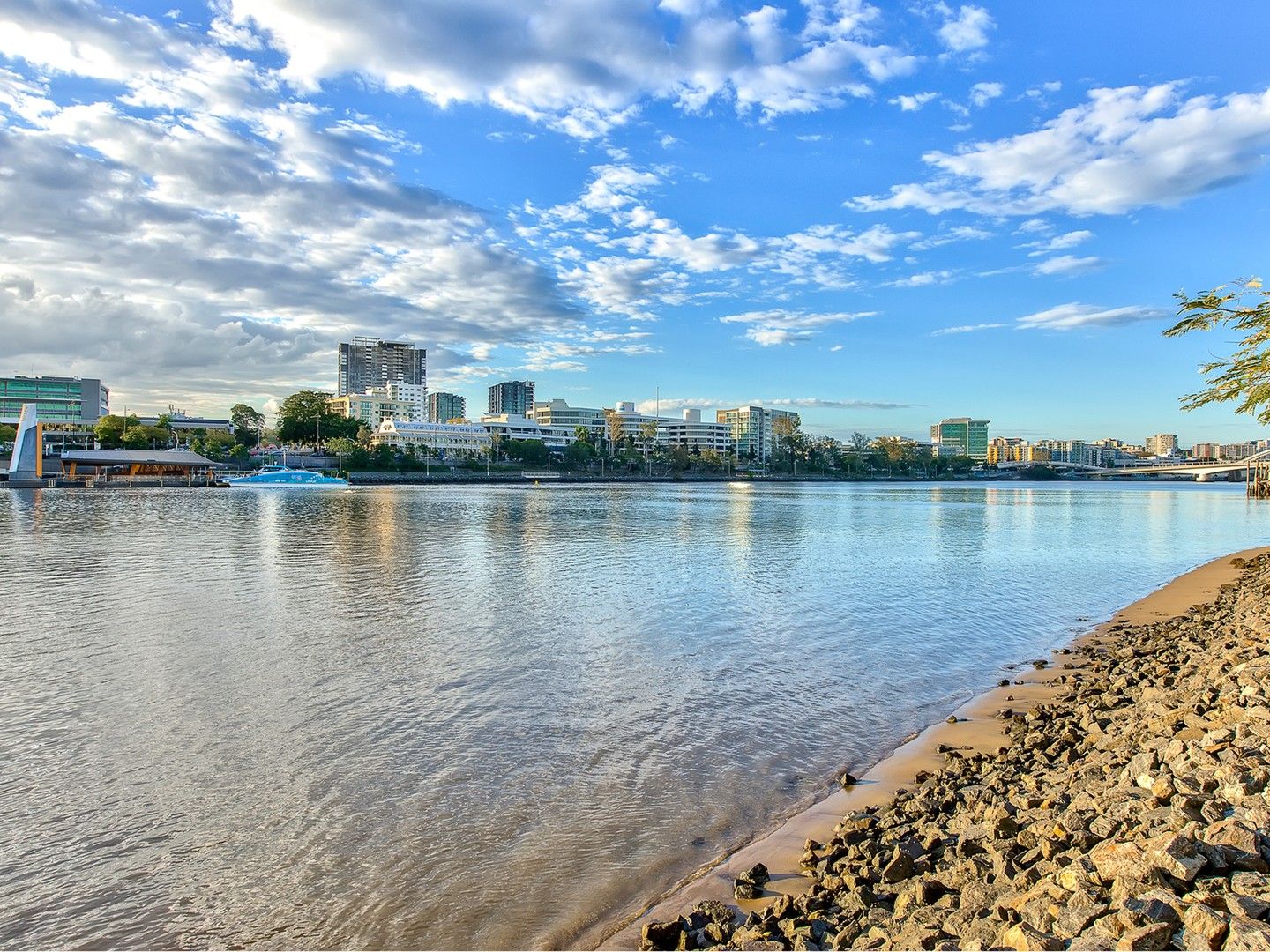 1 bedrooms Apartment / Unit / Flat in 202/21 Buchanan Street WEST END QLD, 4101