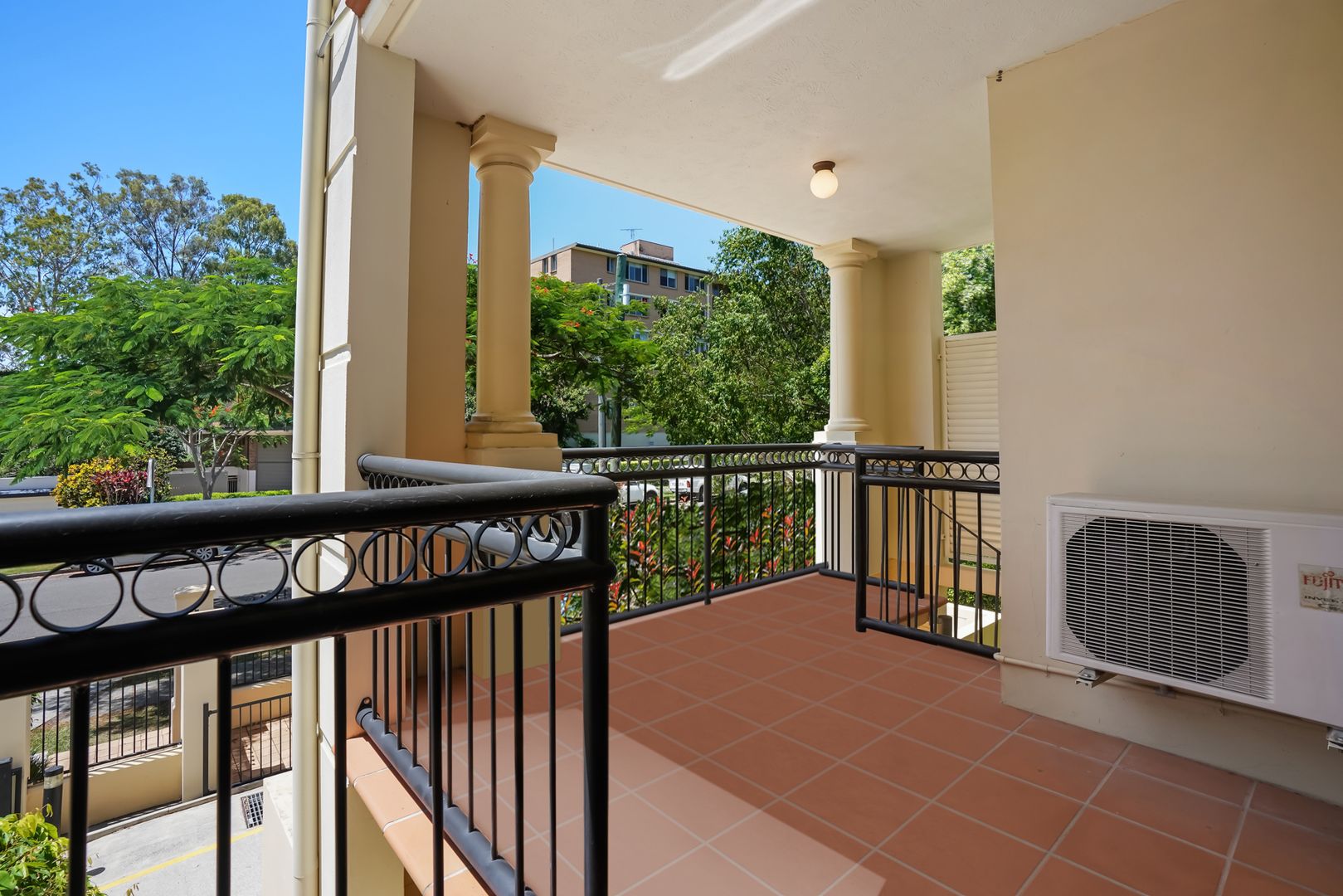 3/127 Macquarie Street, St Lucia QLD 4067, Image 2