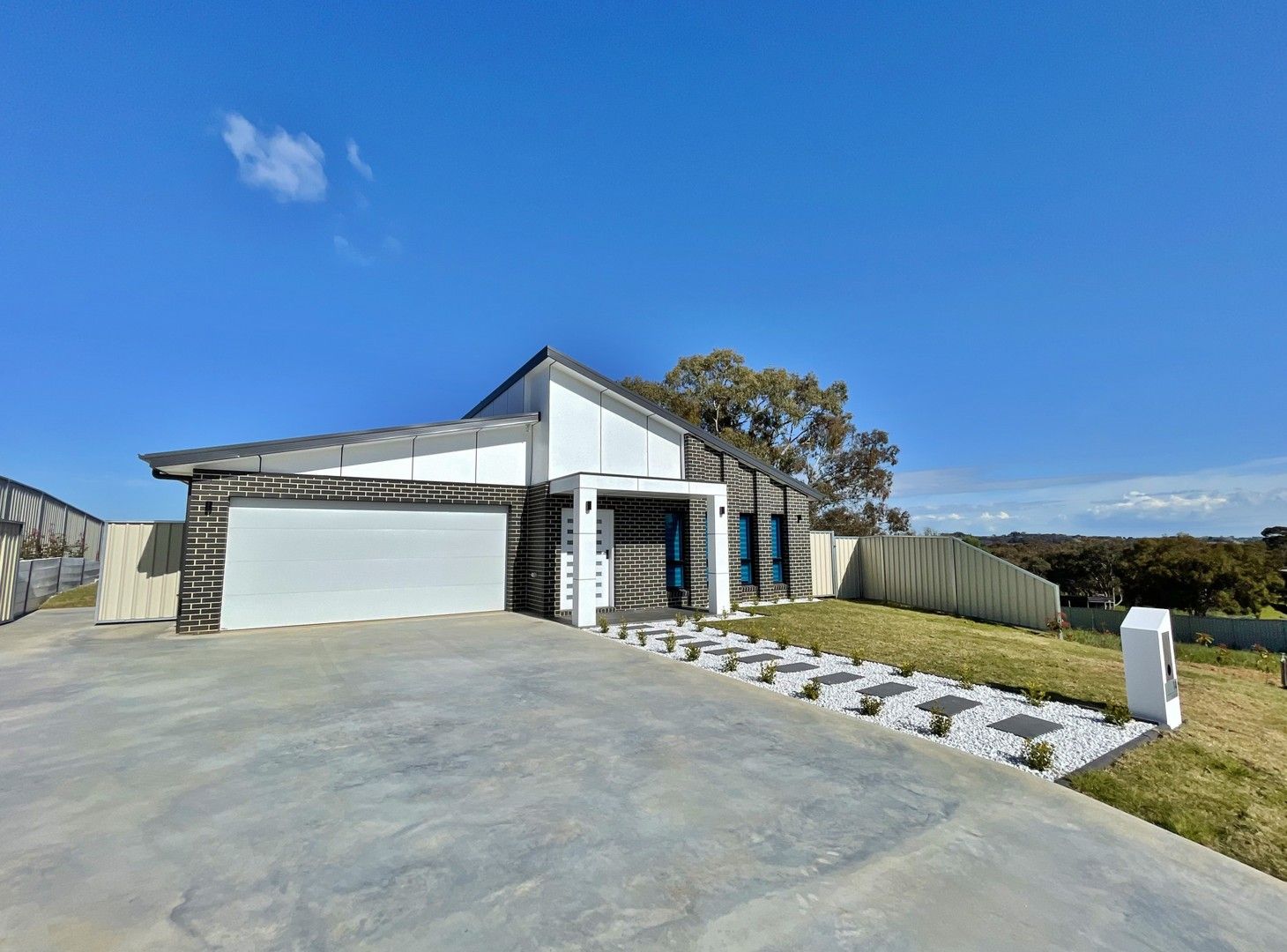 14 Henry Place, Young NSW 2594, Image 0