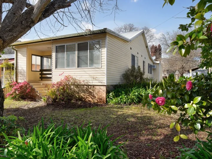 11 Bullaburra Road, Bullaburra NSW 2784