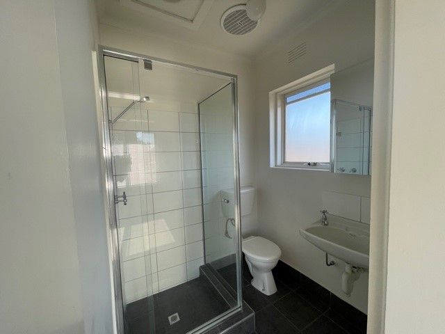 1 bedrooms Apartment / Unit / Flat in 6/44 Munster Avenue CARNEGIE VIC, 3163