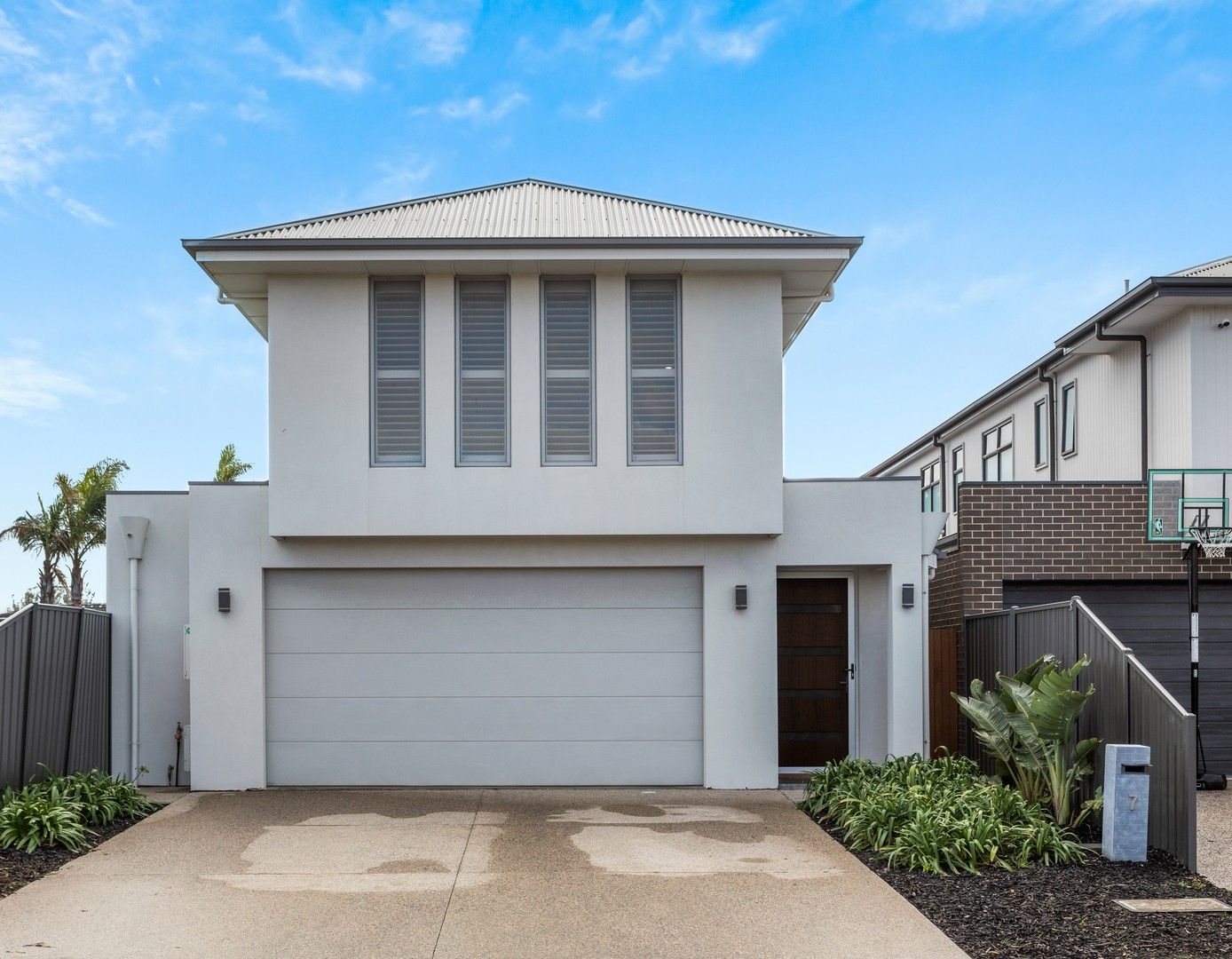 7 Newcombe Avenue, West Lakes Shore SA 5020, Image 1