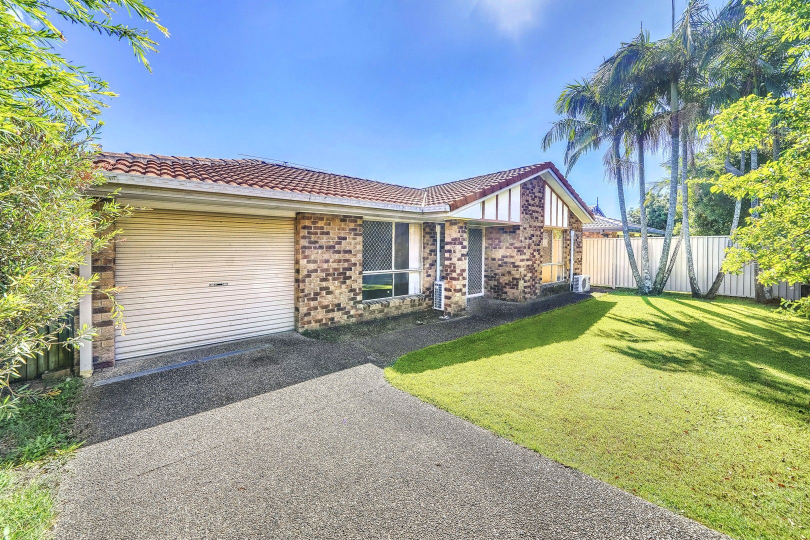 24 BURDEKIN COURT, Hillcrest QLD 4118, Image 0