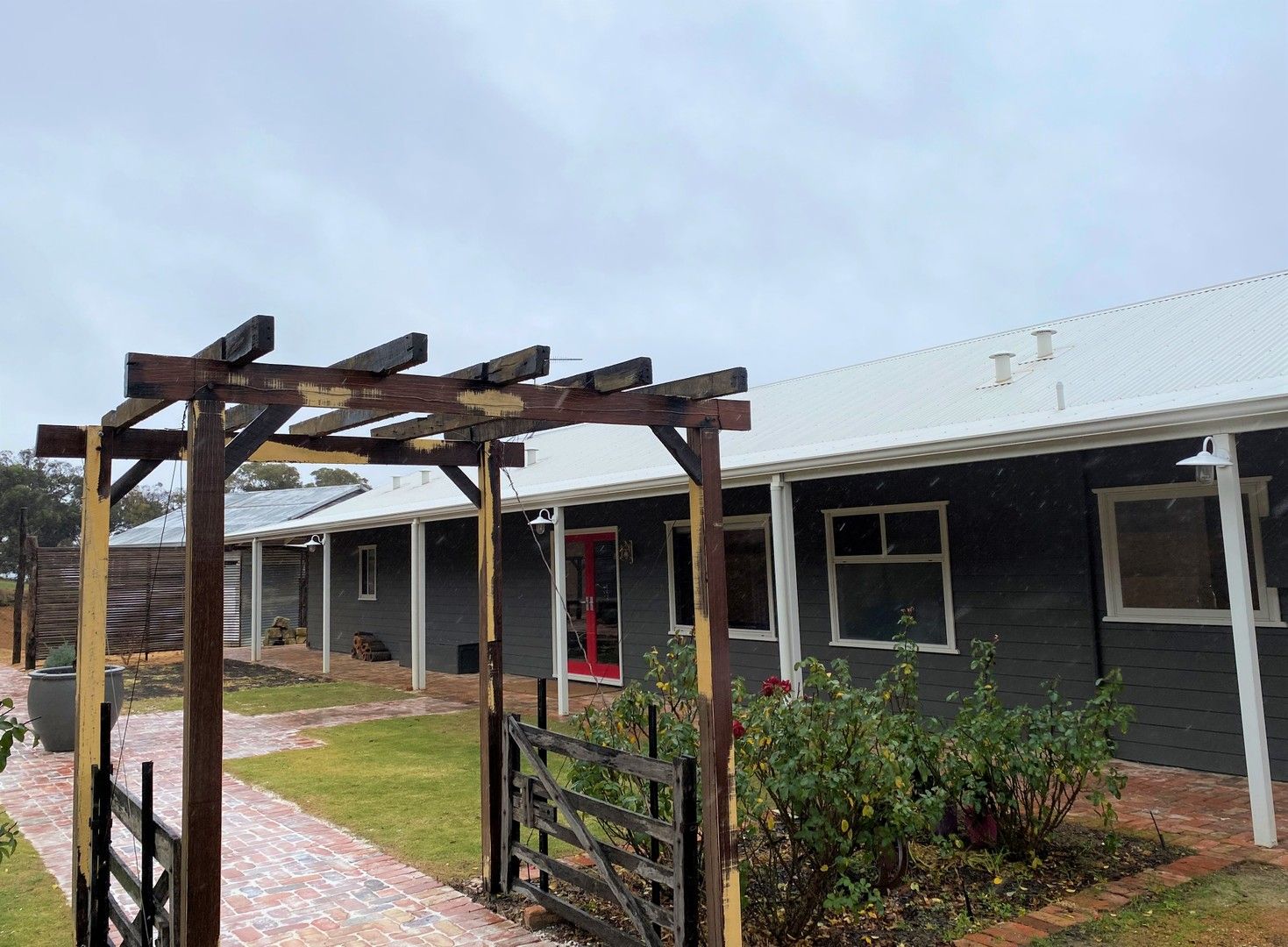 4 bedrooms House in  BODDINGTON WA, 6390