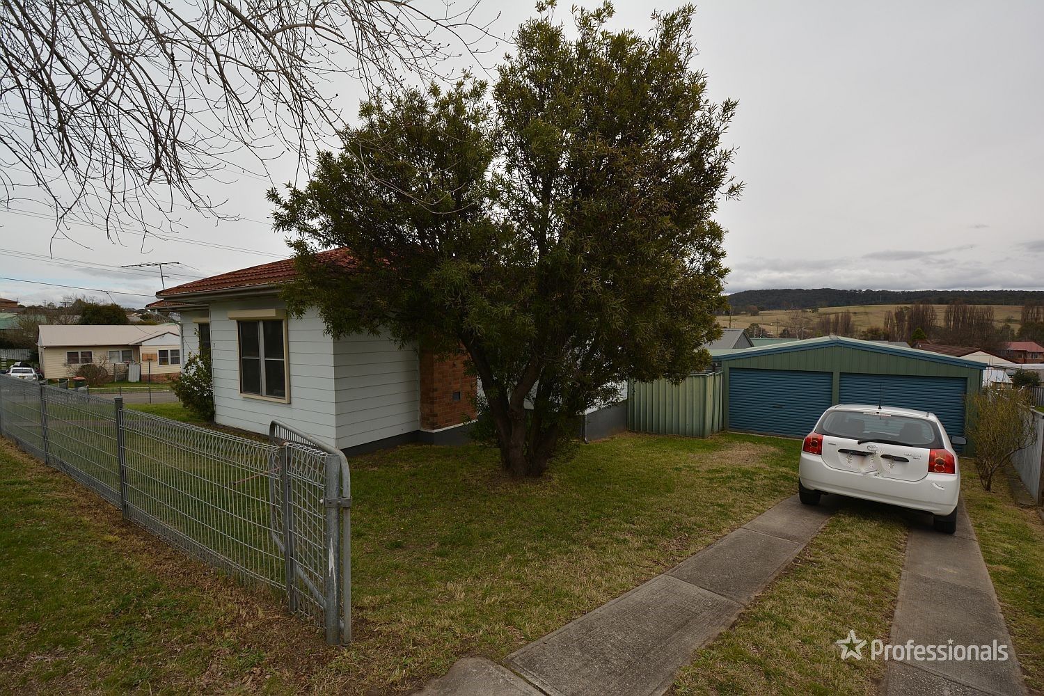 16 Caroline Avenue, Lithgow NSW 2790 Domain