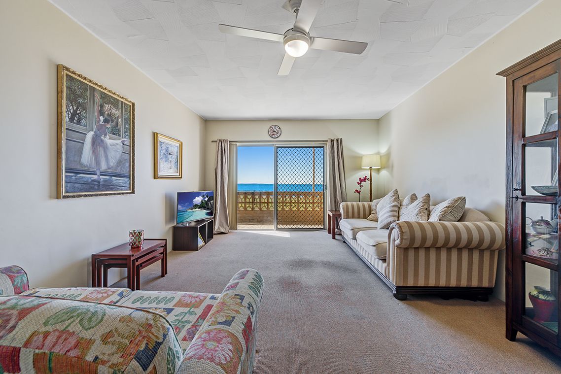 1/52 Prince Edward Pde, Redcliffe QLD 4020, Image 1