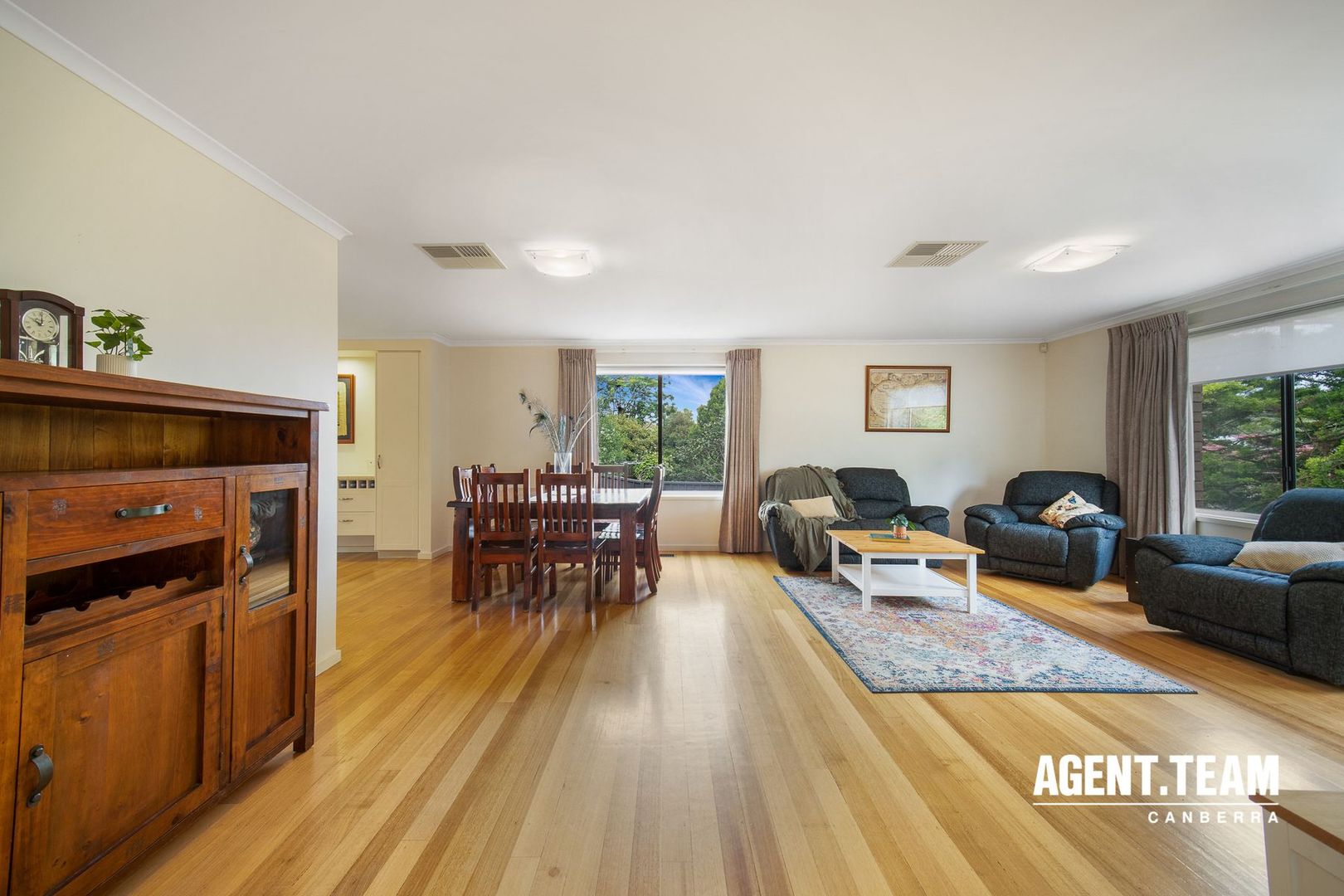 27 Kilby Crescent, Weetangera ACT 2614, Image 1