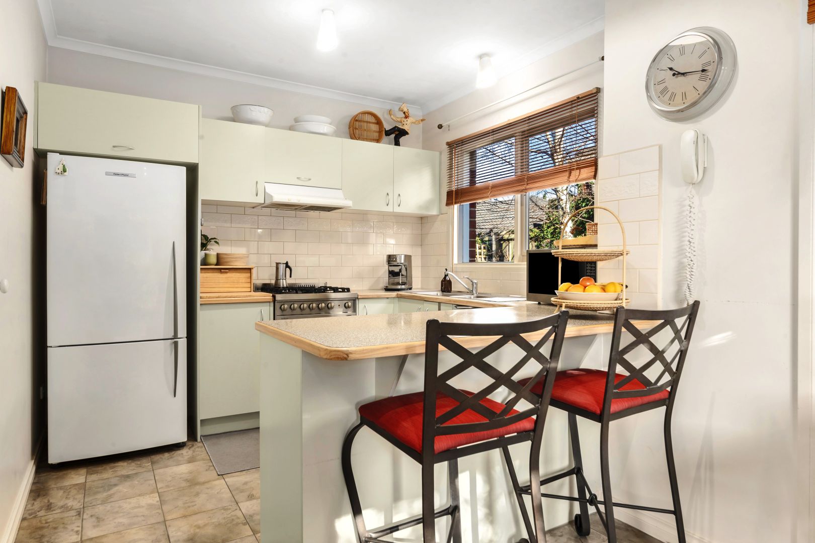 2a Great Ryrie Street, Ringwood VIC 3134, Image 2
