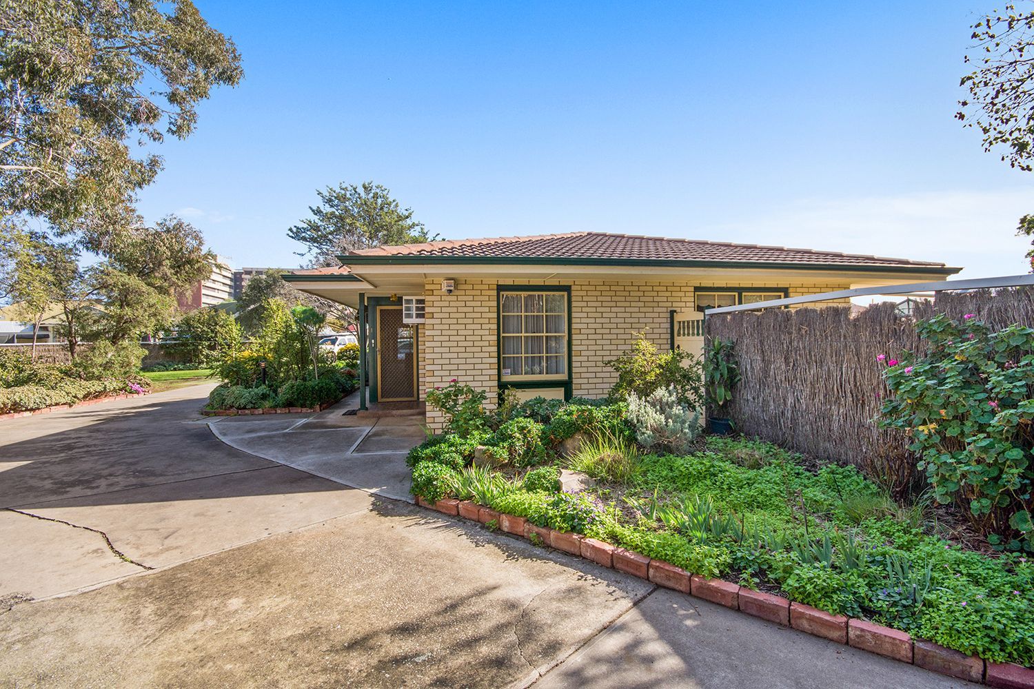 1/10A Oval Avenue, Woodville South SA 5011 House For Rent Domain