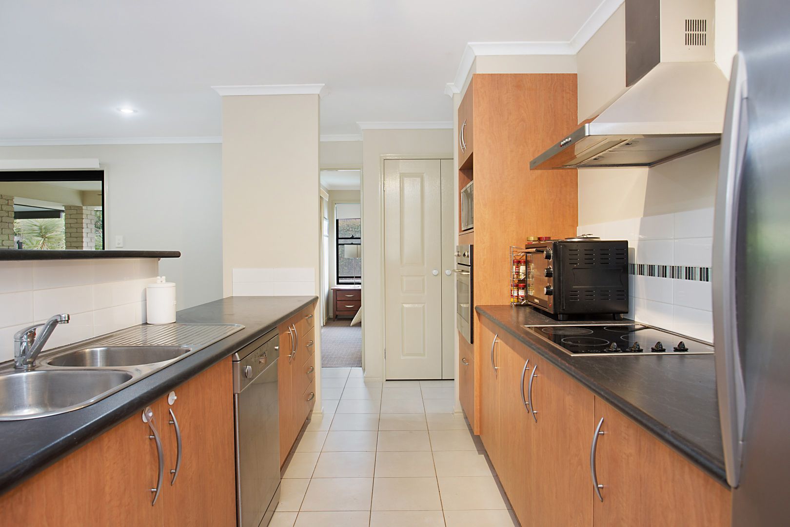 7 Traminer Court, Tweed Heads South NSW 2486, Image 2