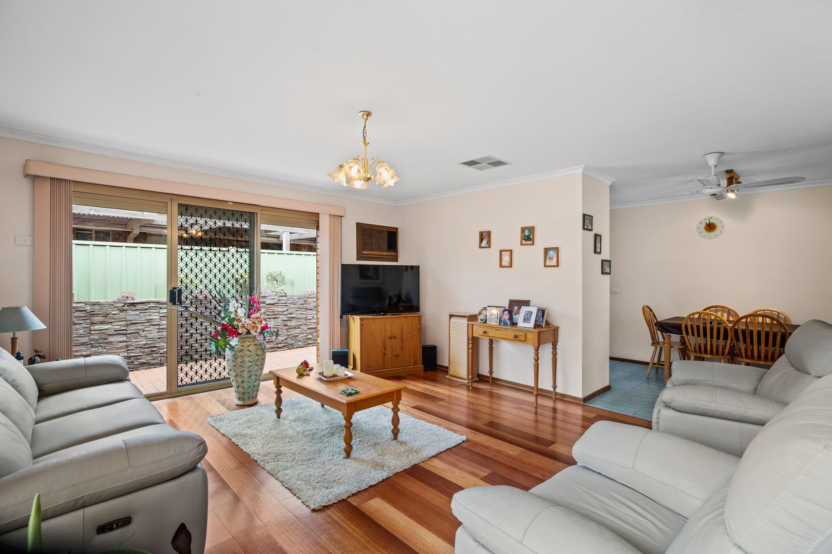 2/2 Poulter Street, Hoppers Crossing VIC 3029, Image 1