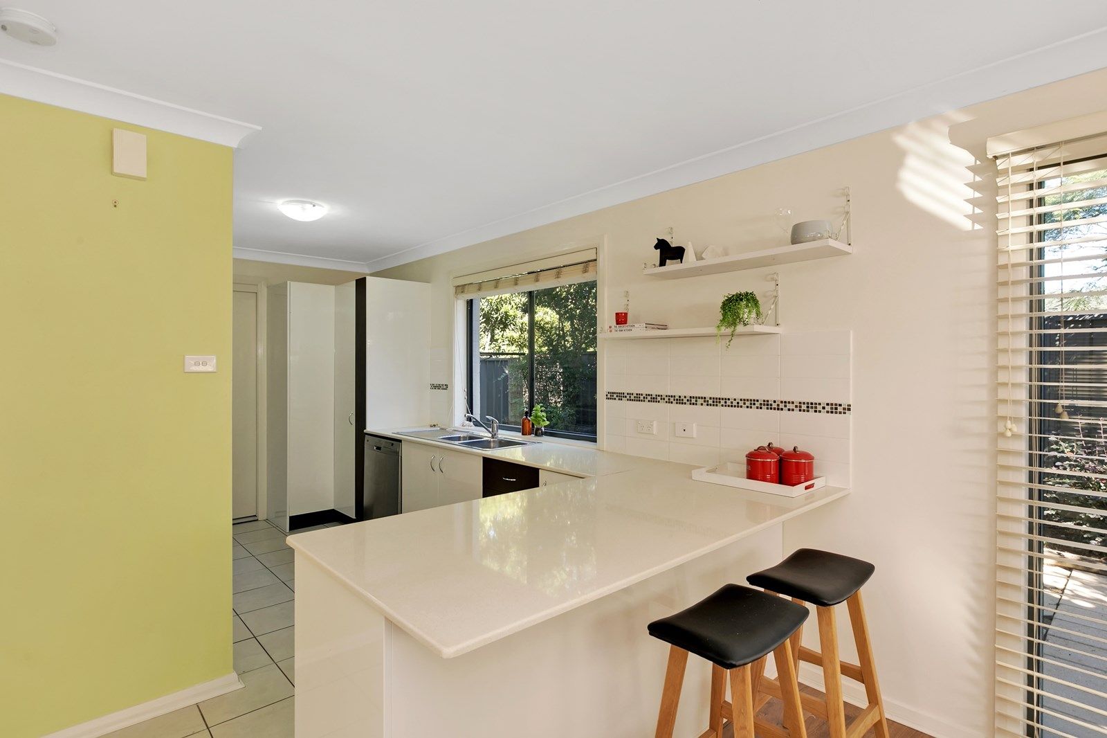 4/274 Park Avenue, Kotara NSW 2289, Image 2