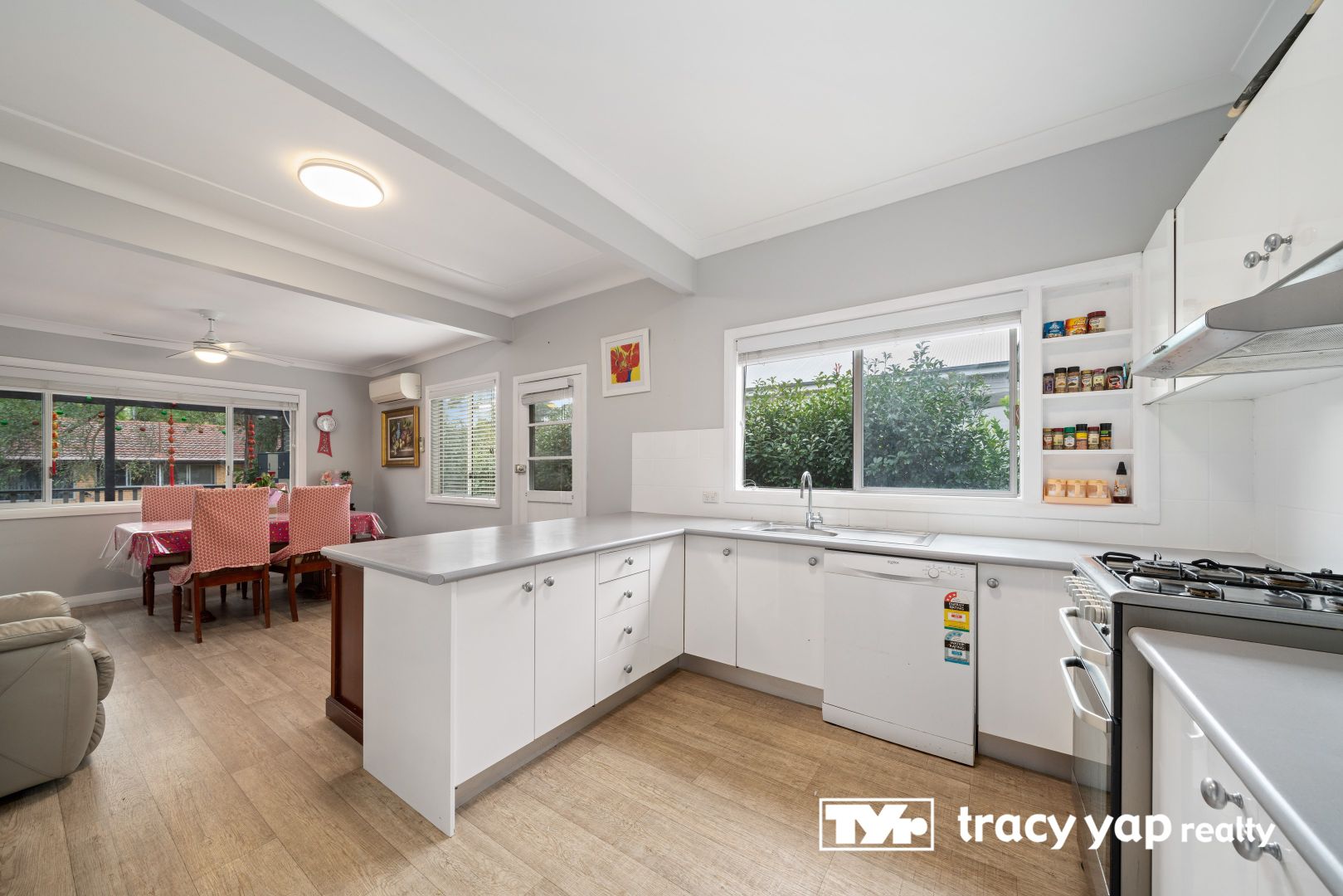 24 Fulbourne Avenue, Pennant Hills NSW 2120, Image 2