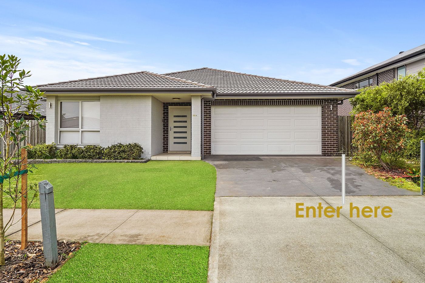 2 bedrooms House in 111b Holden Drive ORAN PARK NSW, 2570